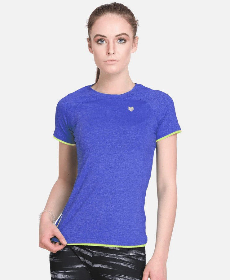 3 easy rules to select the best t-shirt color for women